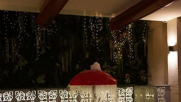 3 Innenpools, Außenpool (je nach Saison geöffnet)