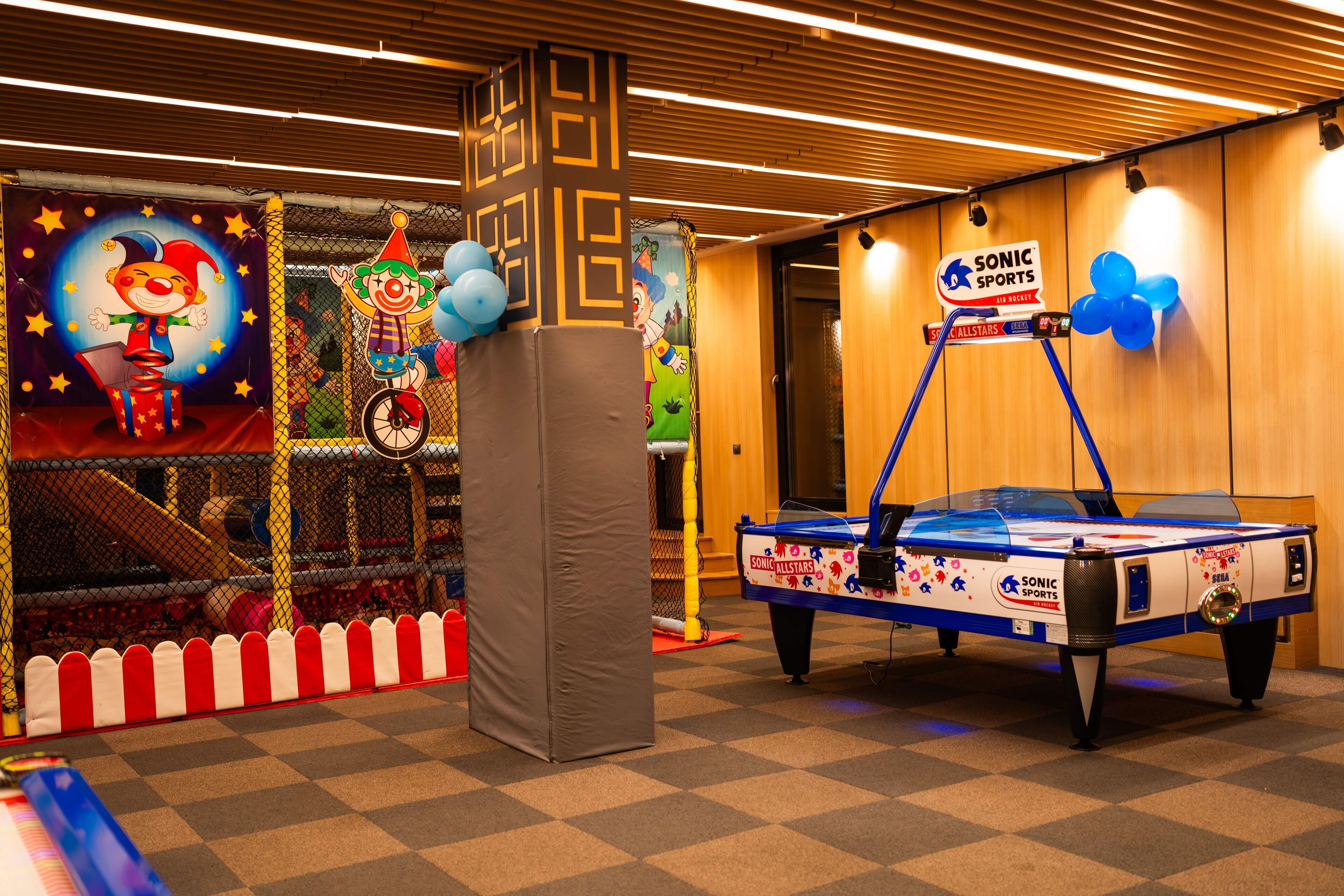 children’s play area – indoor