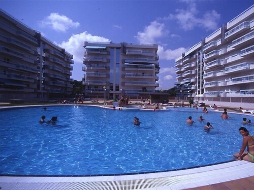 Apartamentos Larimar - Families Only