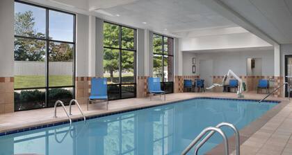 Hampton Inn & Suites-Knoxville/North I-75