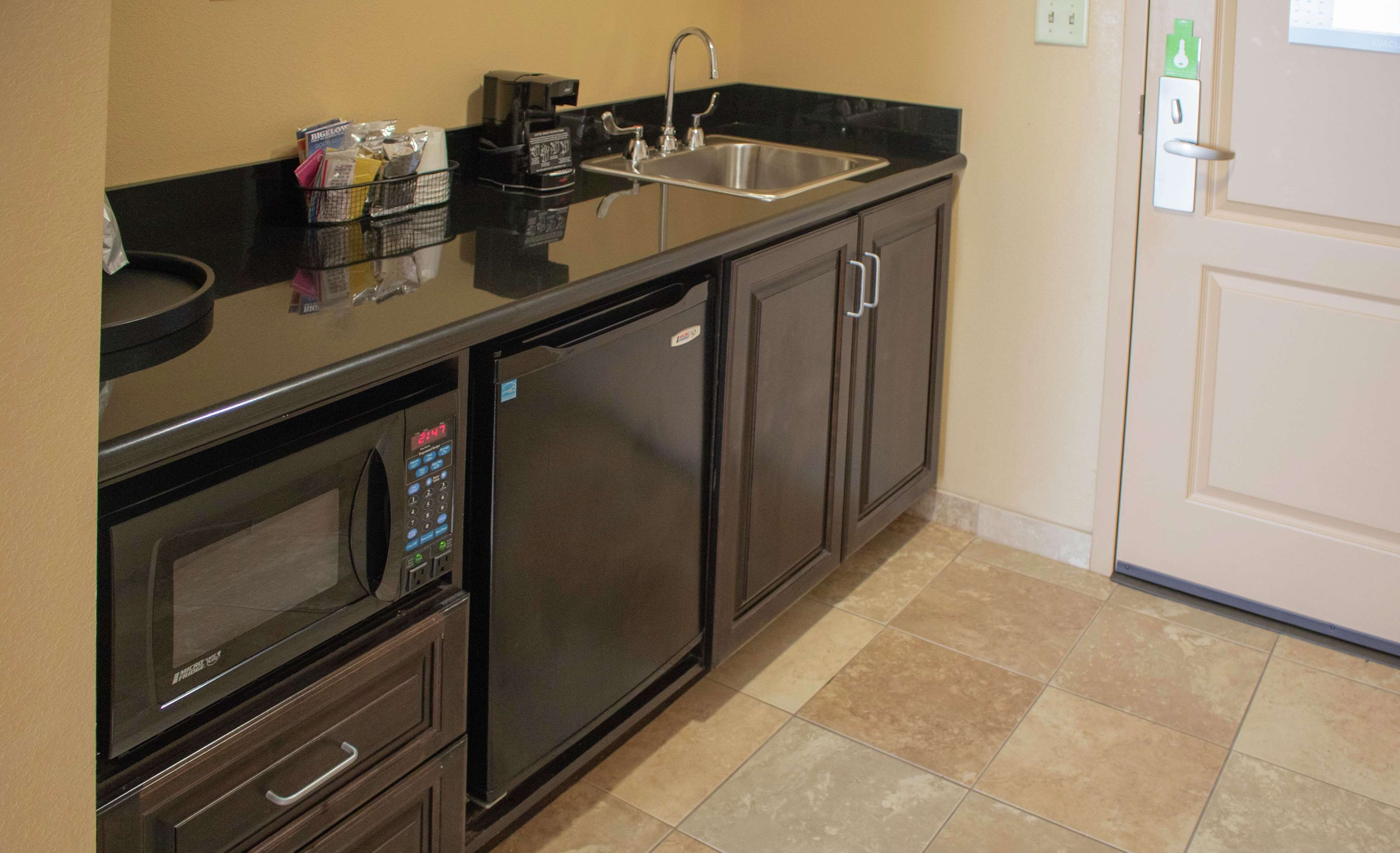 in-room safe, iron/ironing board, free cots/infant beds, rollaway beds