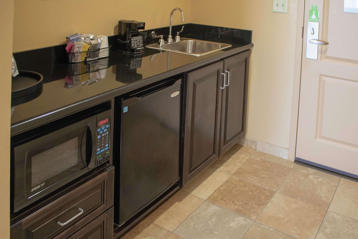 in-room safe, iron/ironing board, free cots/infant beds, rollaway beds