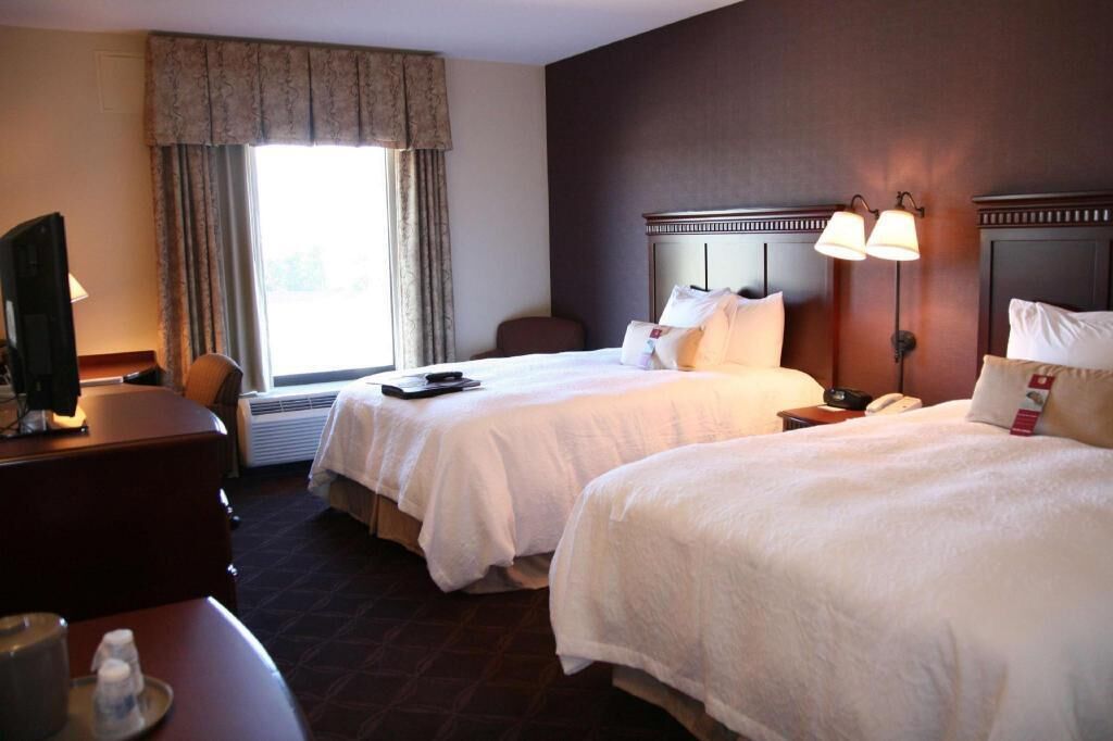 Premium bedding, in-room safe, blackout drapes, iron/ironing board