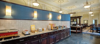 Hampton Inn & Suites Providence Downtown