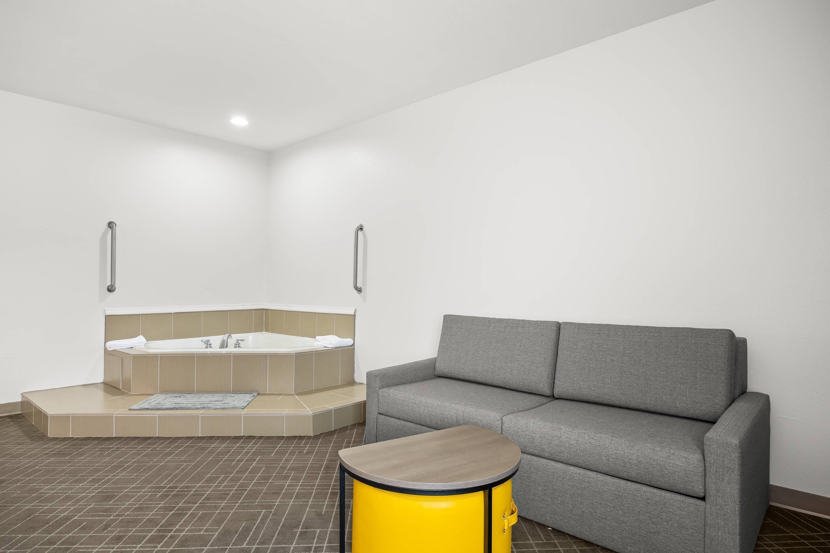 desk, iron/ironing board, free cots/infant beds, rollaway beds