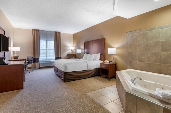 Room, 1 King Bed, Accessible, Non Smoking | Pillowtop beds, desk, blackout drapes, iron/ironing board - Comfort Inn Louisville Southwest (Louisville)