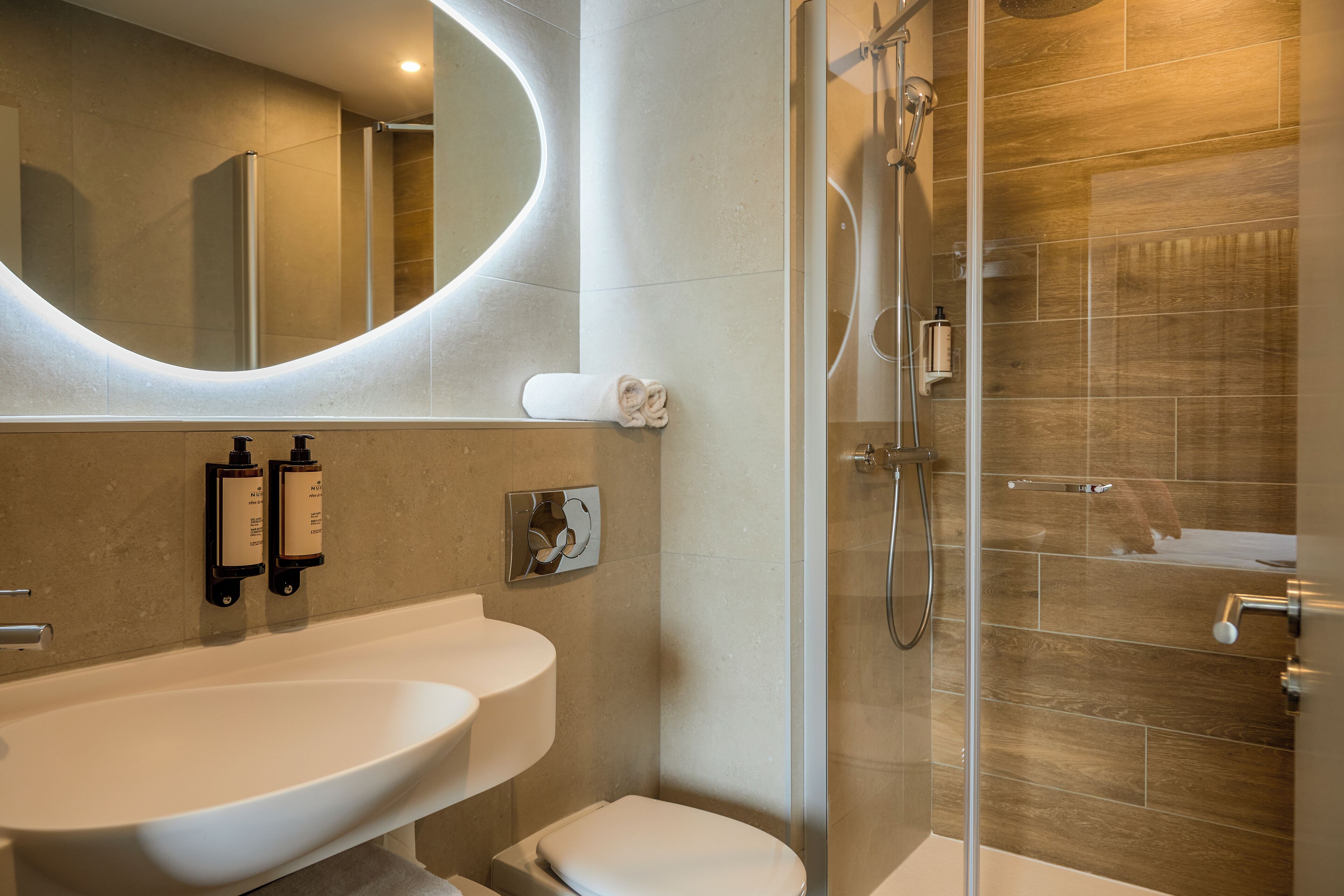 privilege, room, 1 king bed with sofa bed, balcony, garden view | bathroom | hair dryer, towels