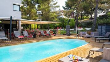 Seasonal outdoor pool