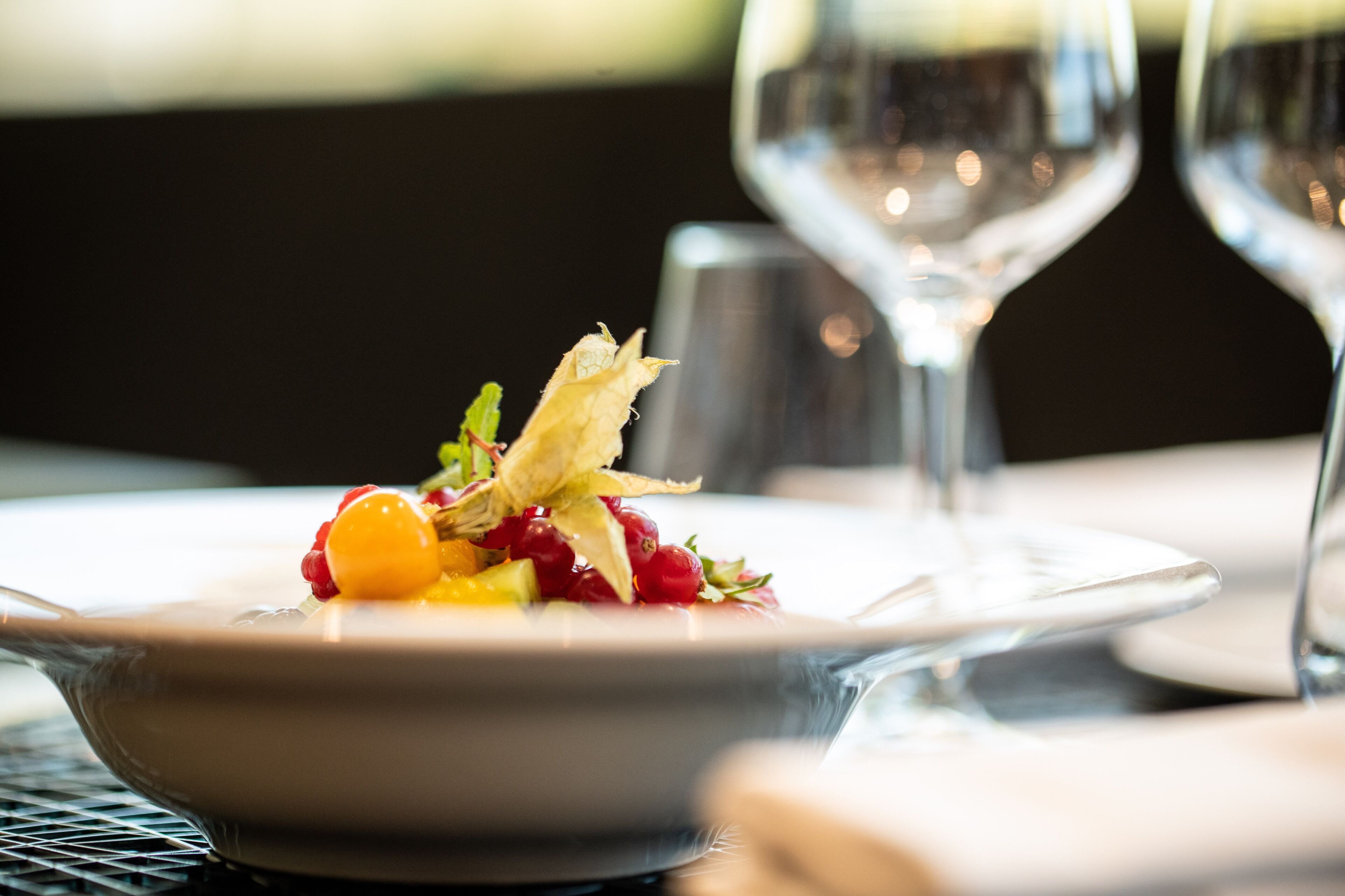 Frokost og middag serveres