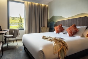 Habitació clàssica, 1 llit de matrimoni | Roba de llit d'alta qualitat i matalassos de la marca Select Comfort 