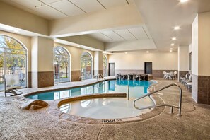 Indoor pool - Comfort Suites Frisco (Frisco)