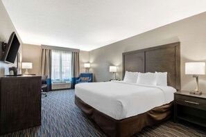 Standard Room, 1 King Bed | Desk, laptop workspace, iron/ironing board, free WiFi