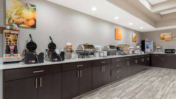 Desayuno buffet incluido todos los días