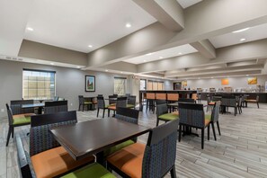 Desayuno buffet incluido todos los días