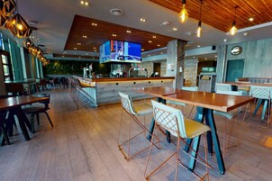 Reggeli, ebéd és vacsora, nemzetközi konyha ételei