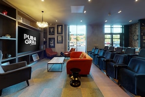 Bar (on property) - Village Hotel Leeds South (Leeds)
