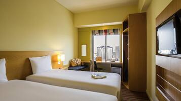 Room, 2 Single Beds | Down duvets, in-room safe, desk, soundproofing