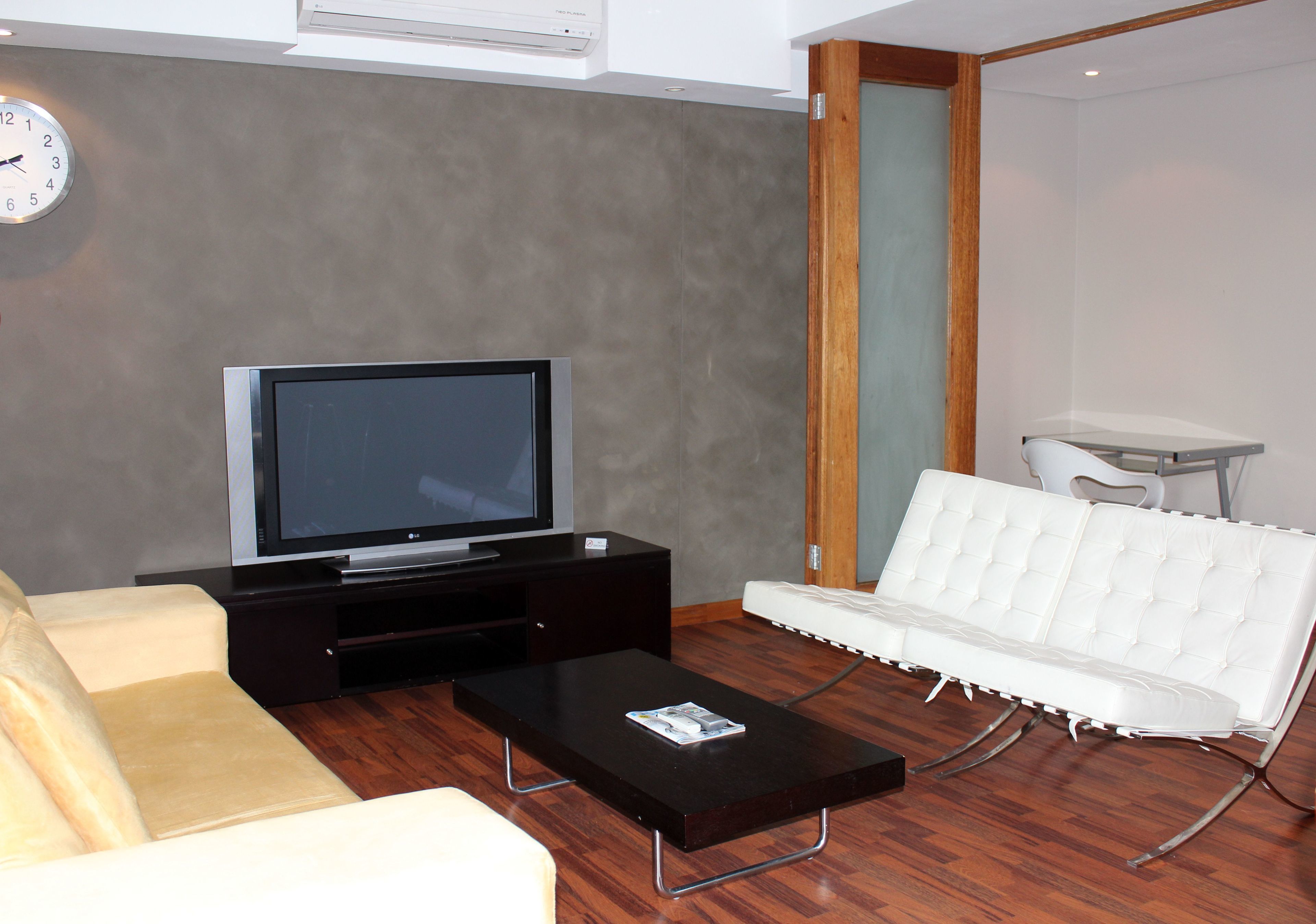 luxury apartment, 1 bedroom | 1 bedroom, in-room safe, individually decorated, individually furnished