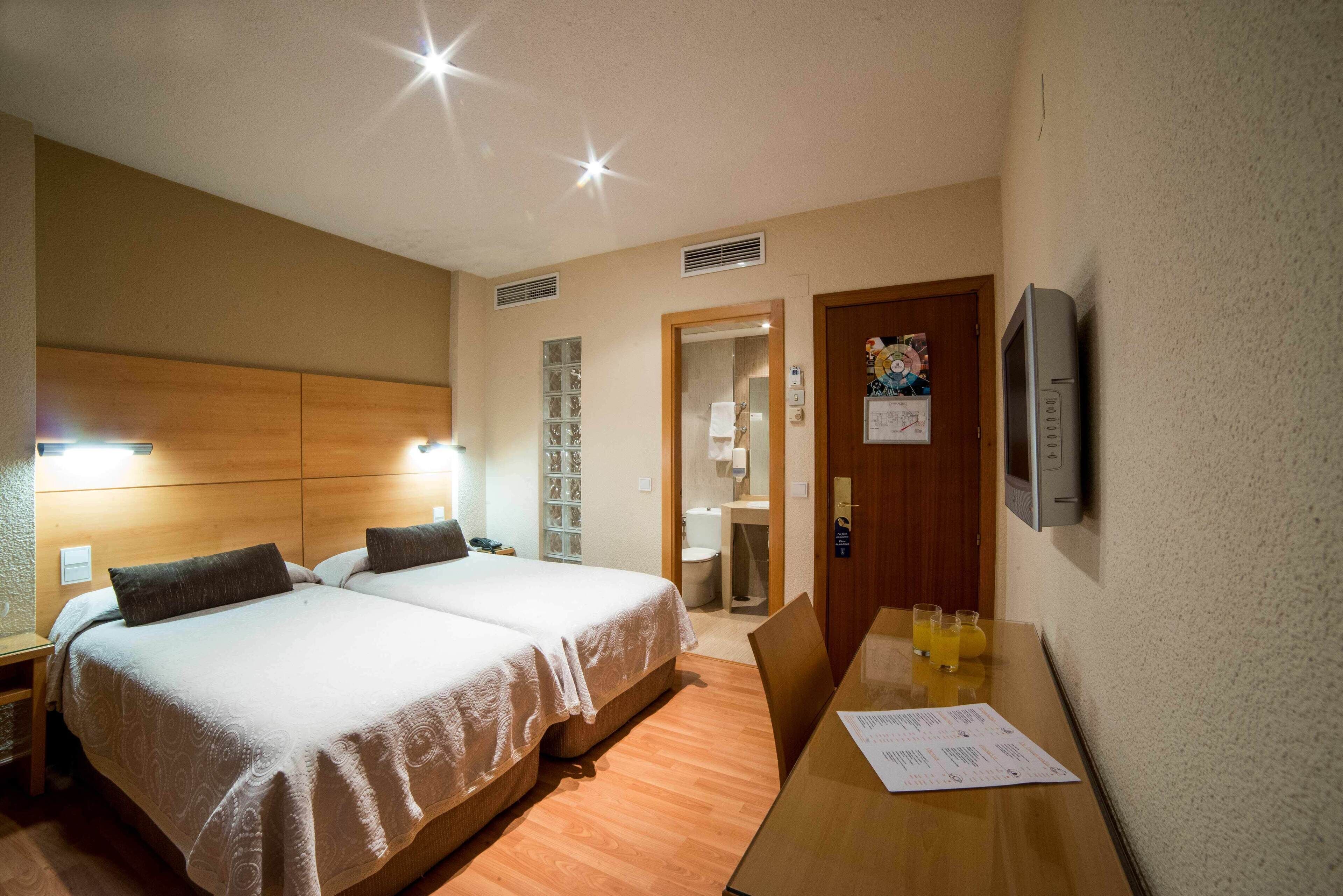 In-room safe, desk, free WiFi, bed sheets