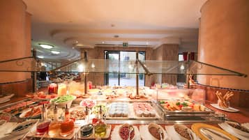 Petit déjeuner buffet