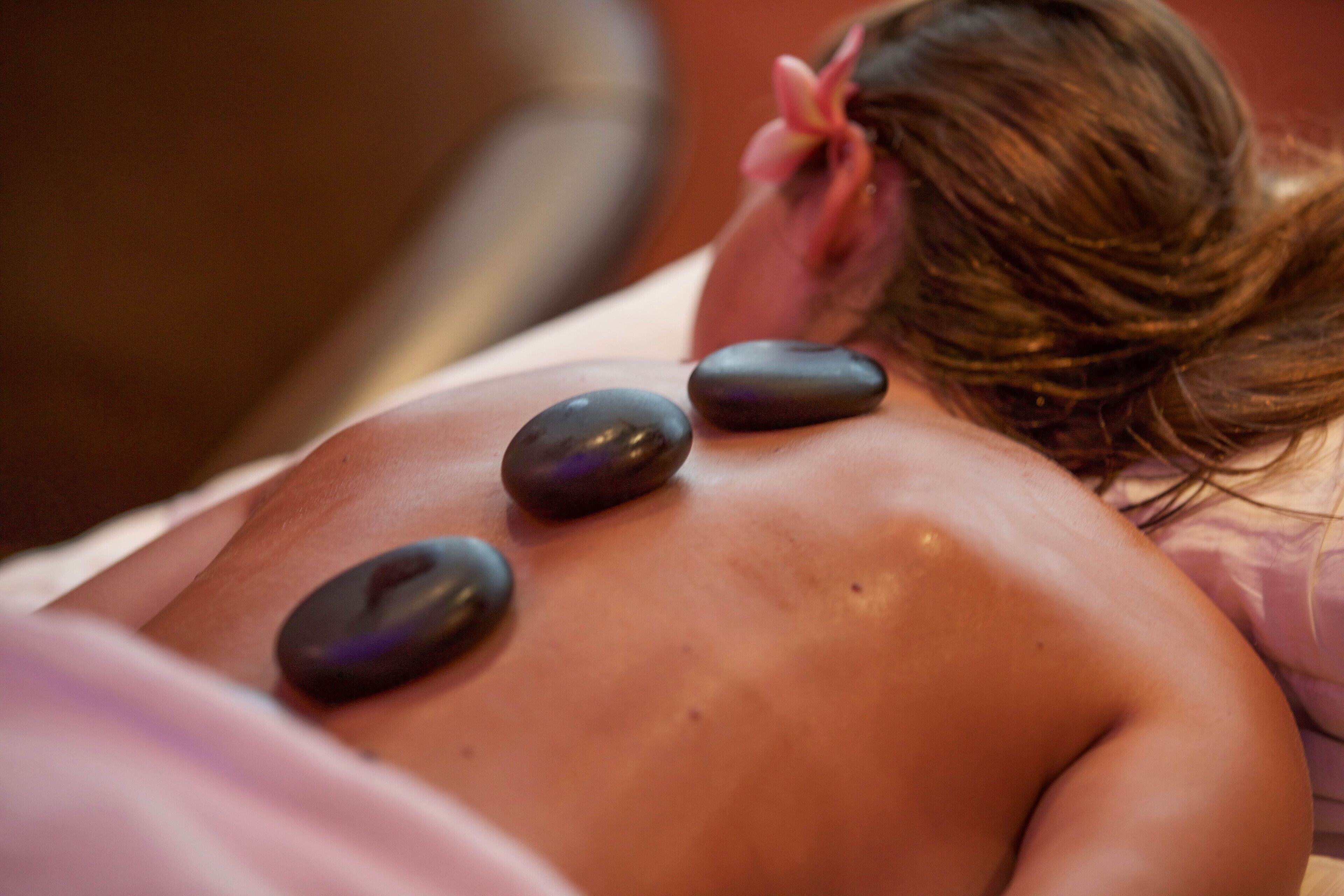 couples treatment room(s), body treatments, aromatherapy