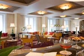 Lobby lounge - E.X Palm D'or (Wenzhou)