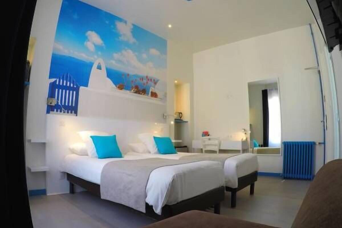 Family Room, 2 Bedrooms | Individually decorated, desk, iron/ironing board, rollaway beds