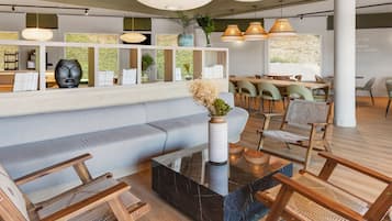 Sala de estar en el lobby