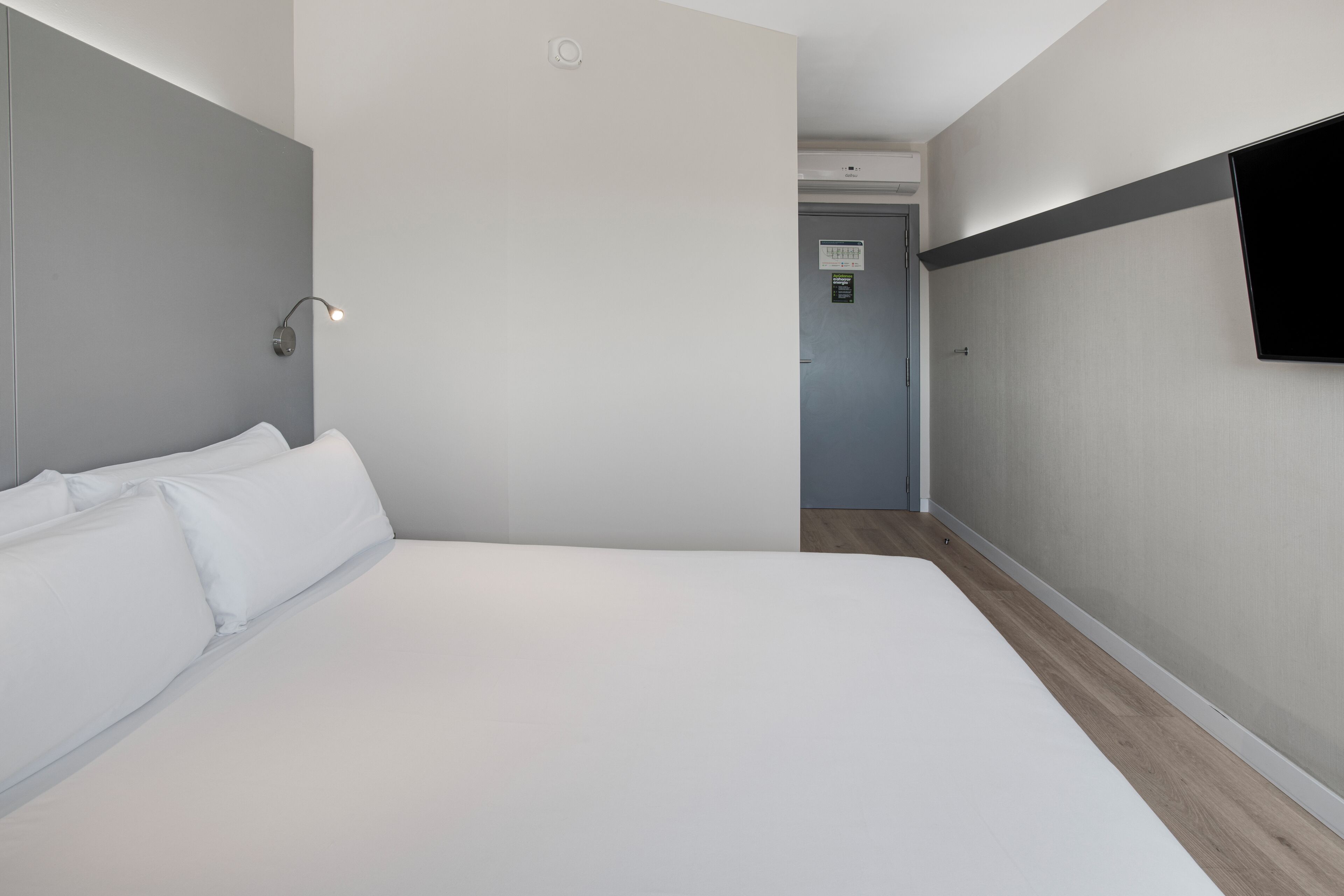 Photo - B&B HOTEL Barcelona Granollers