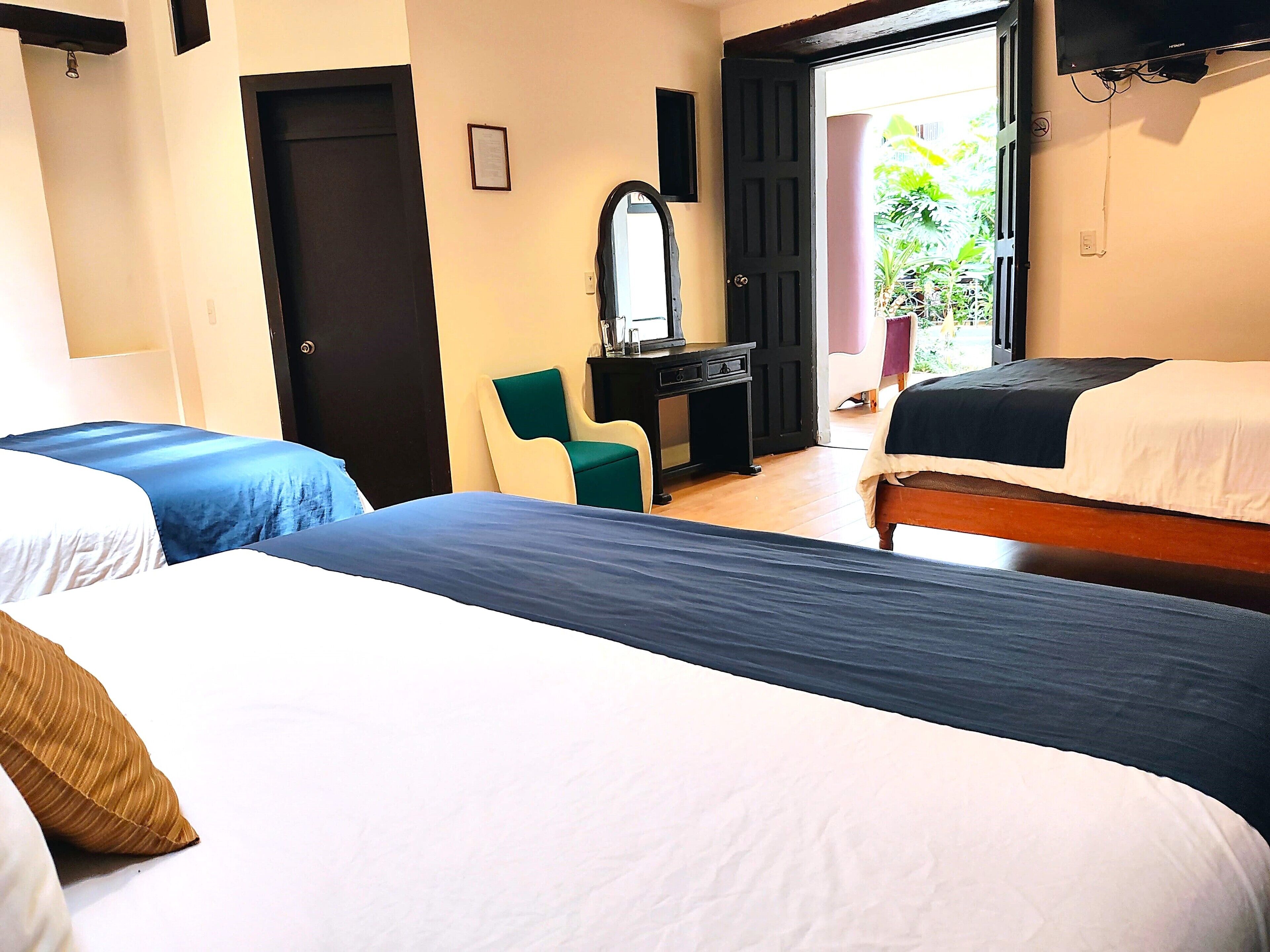 Photo - Hotel Jardines Centro