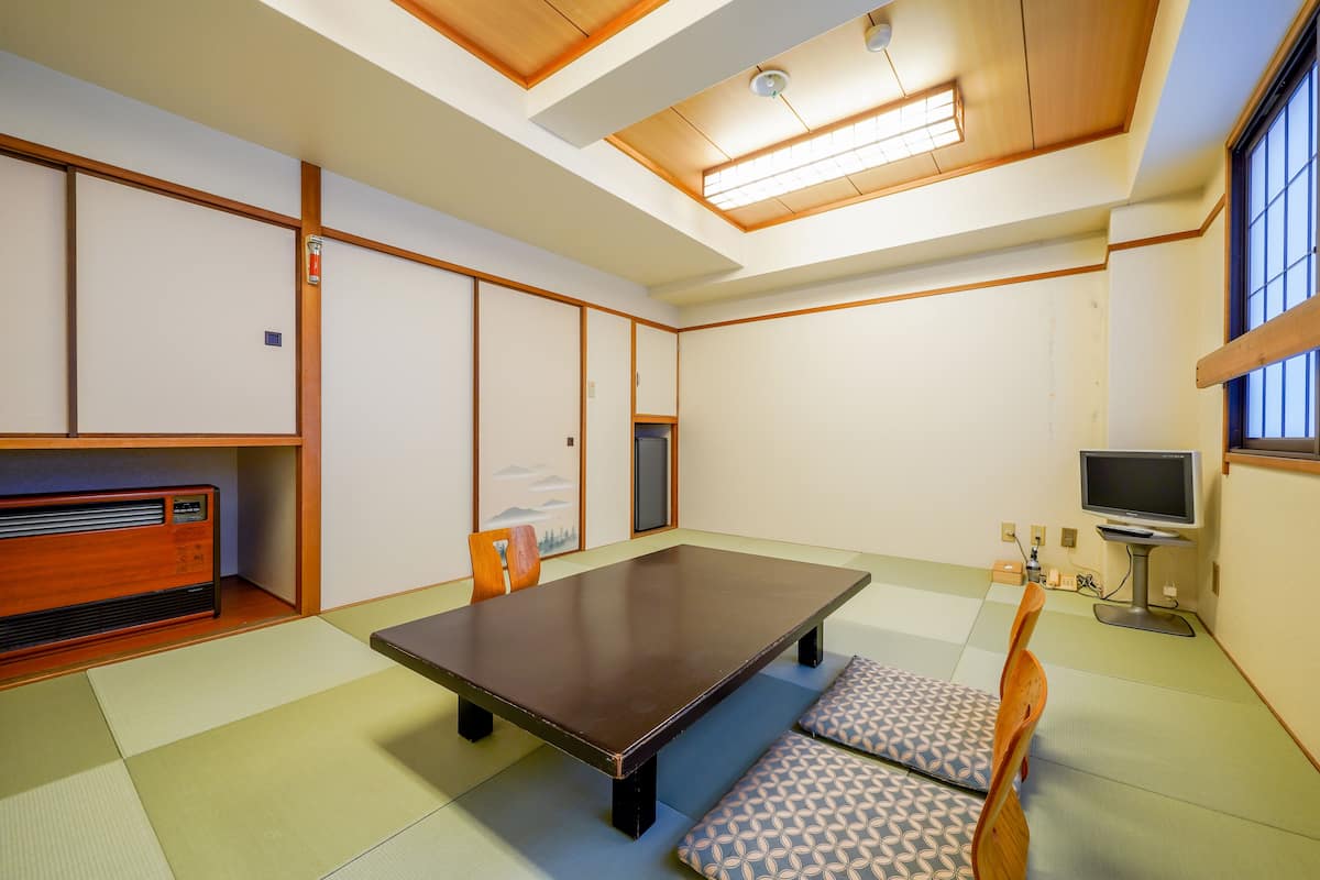 In-room safe, blackout curtains, iron/ironing board, free WiFi