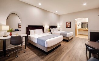 Suíte estúdio standard, 2 camas Queen | Roupas de cama premium, edredons de pluma, camas com colchões pillow-top