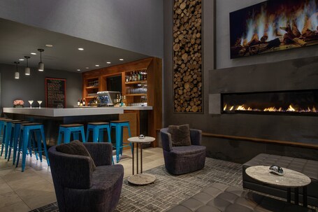 Hotel Felix River North Magnificent Mile - Image 9