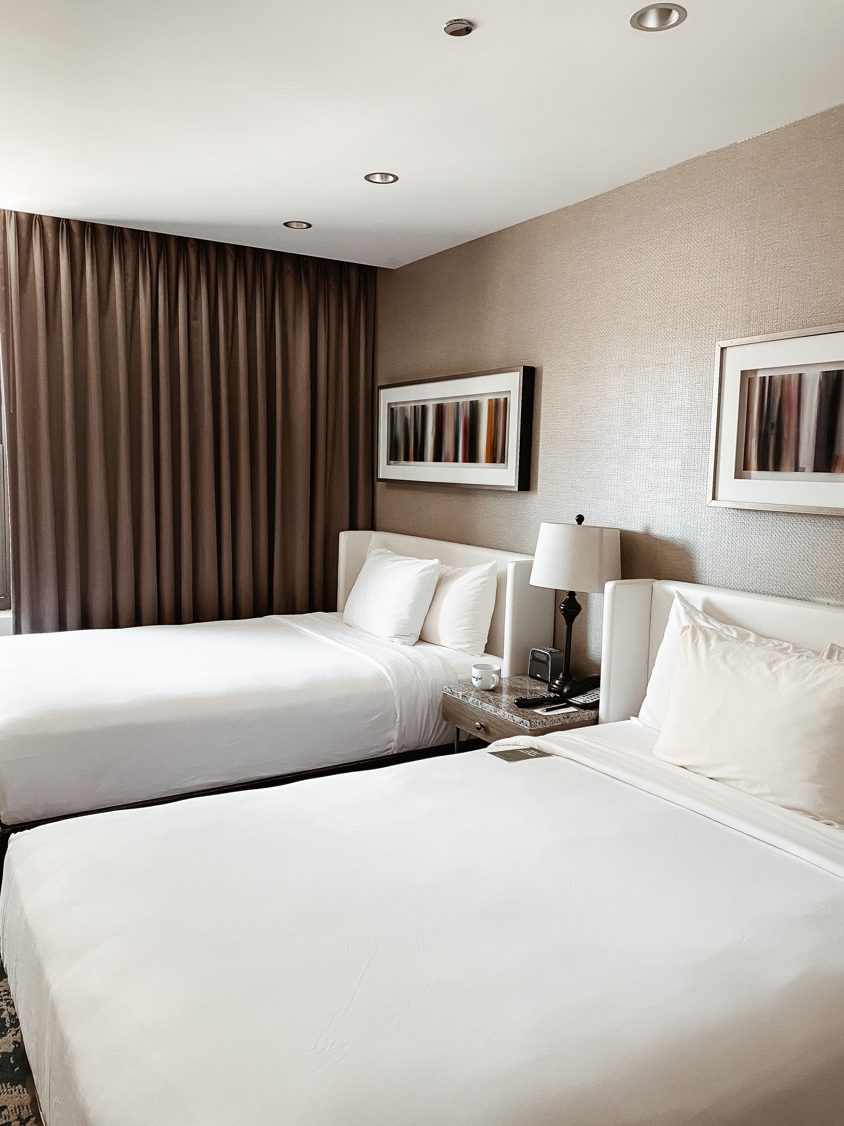 ملاءات من القطن المصري وأغطية فراش متميزة وألحفة محشوة بالريش