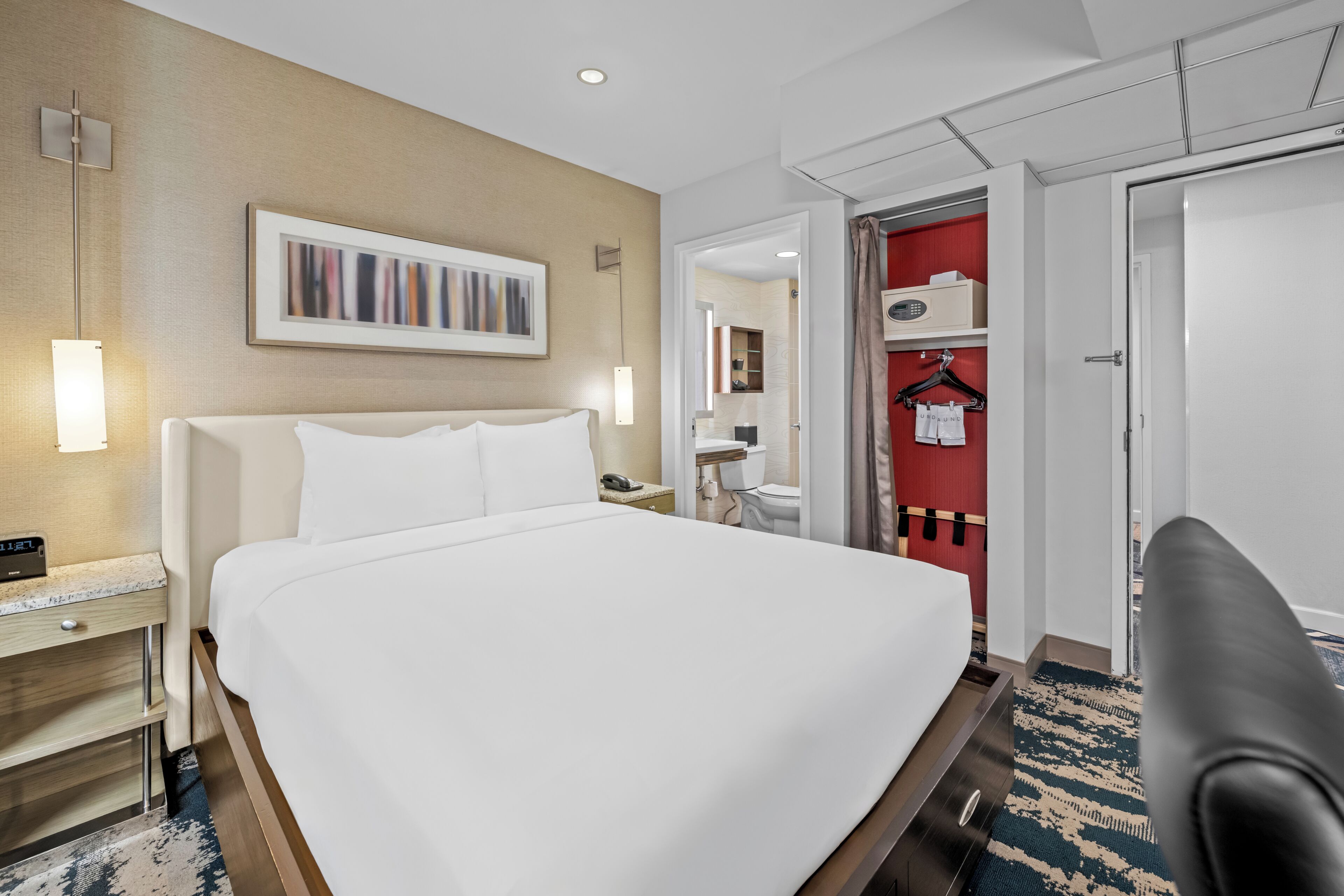 Egyptian cotton sheets, premium bedding, down duvets, in-room safe