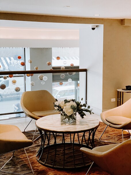 Hotel Felix River North Magnificent Mile - Image 23