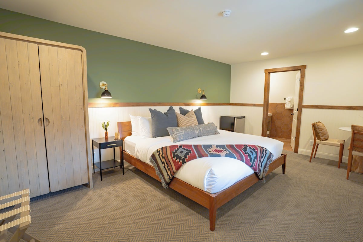 Premier Room