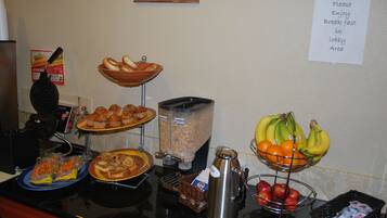 Free daily continental breakfast