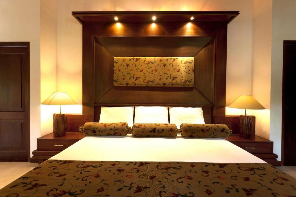 Ropa de cama de alta calidad y minibar 