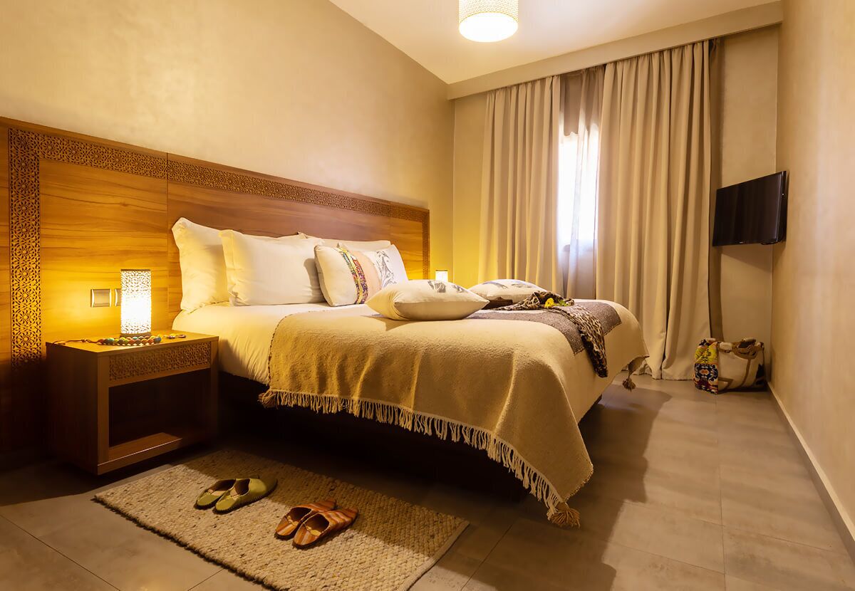 Ropa de cama de alta calidad, camas Select Comfort y minibar 