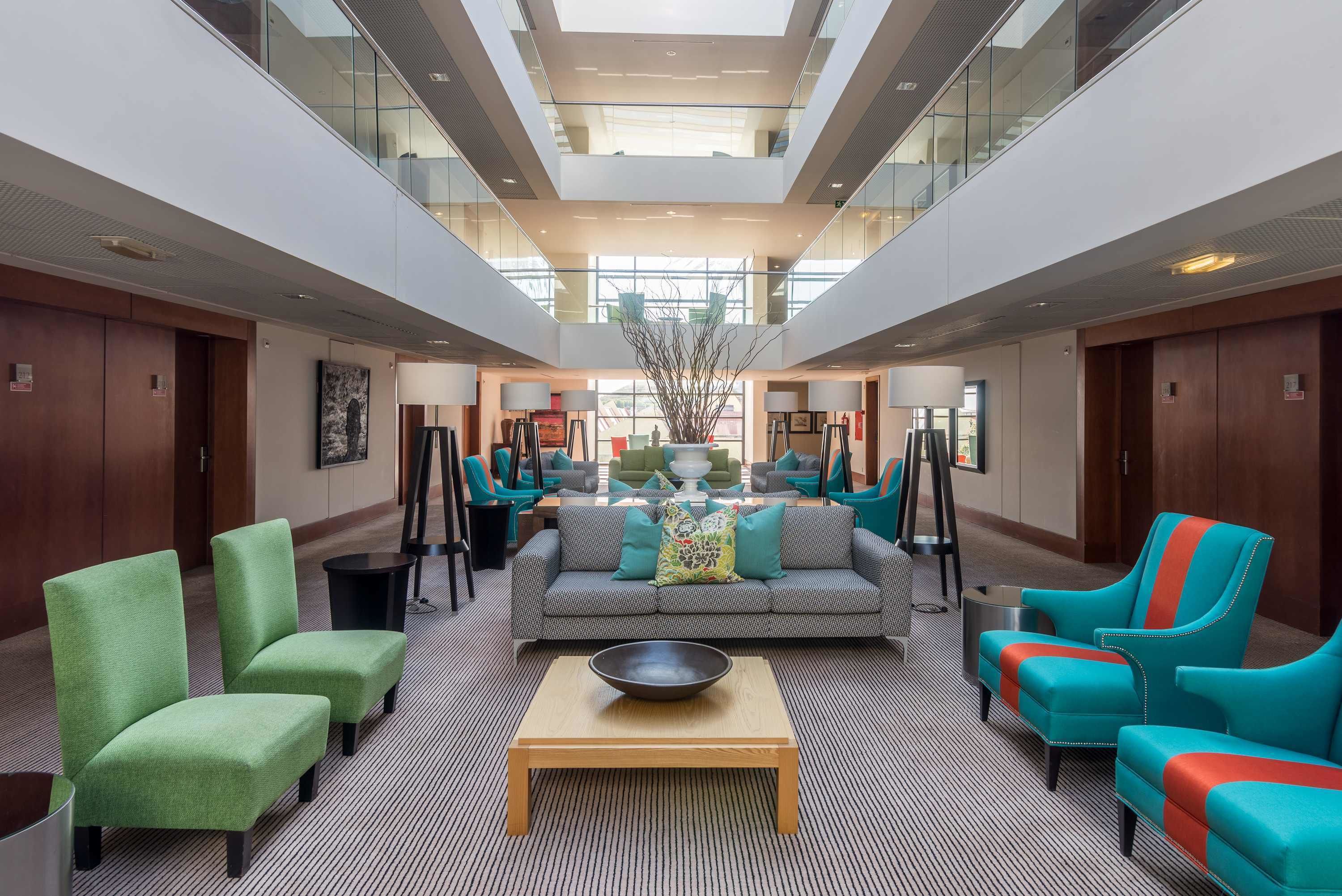 Sala de estar en el lobby