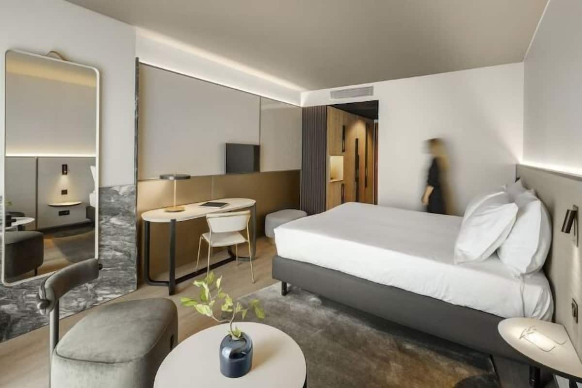 1 bedroom, minibar, in-room safe, desk