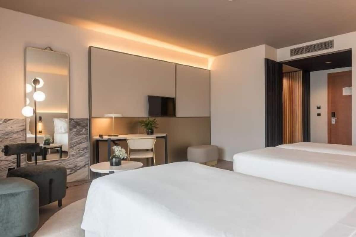 1 bedroom, minibar, in-room safe, desk