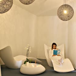 Couples treatment rooms, body treatments, hot stone massages