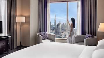 義大利 Frette 床單、高級寢具、客房內保險箱、書桌