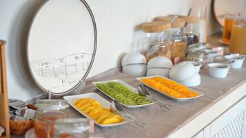 Desayuno continental todos los días (con cargo)