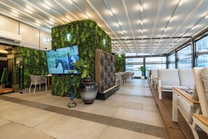 Breakfast, lunch and dinner served  - Samaya Hotel Deira (Dubai)