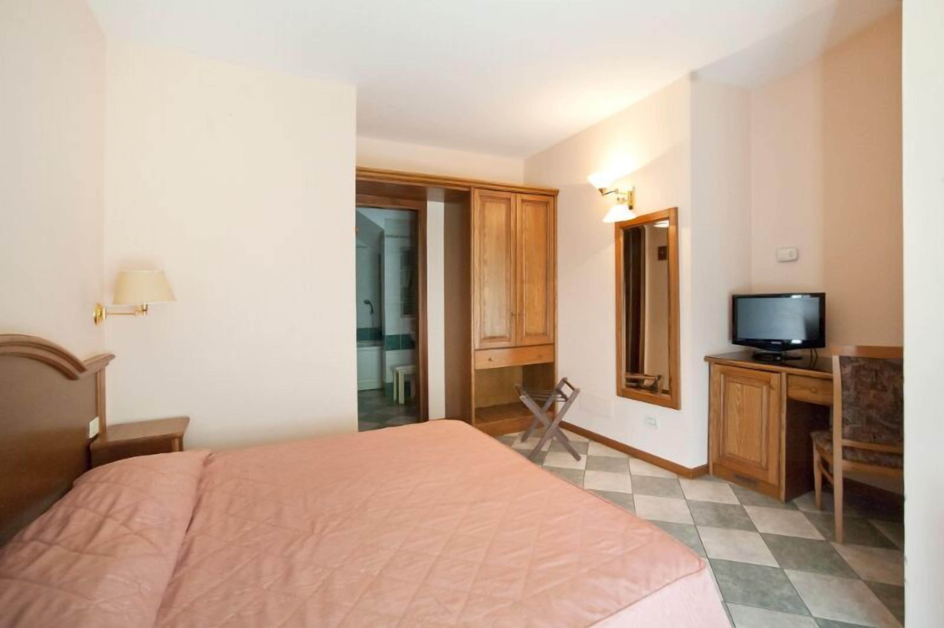 1 dormitorio, minibar, cortinas opacas y wifi gratis