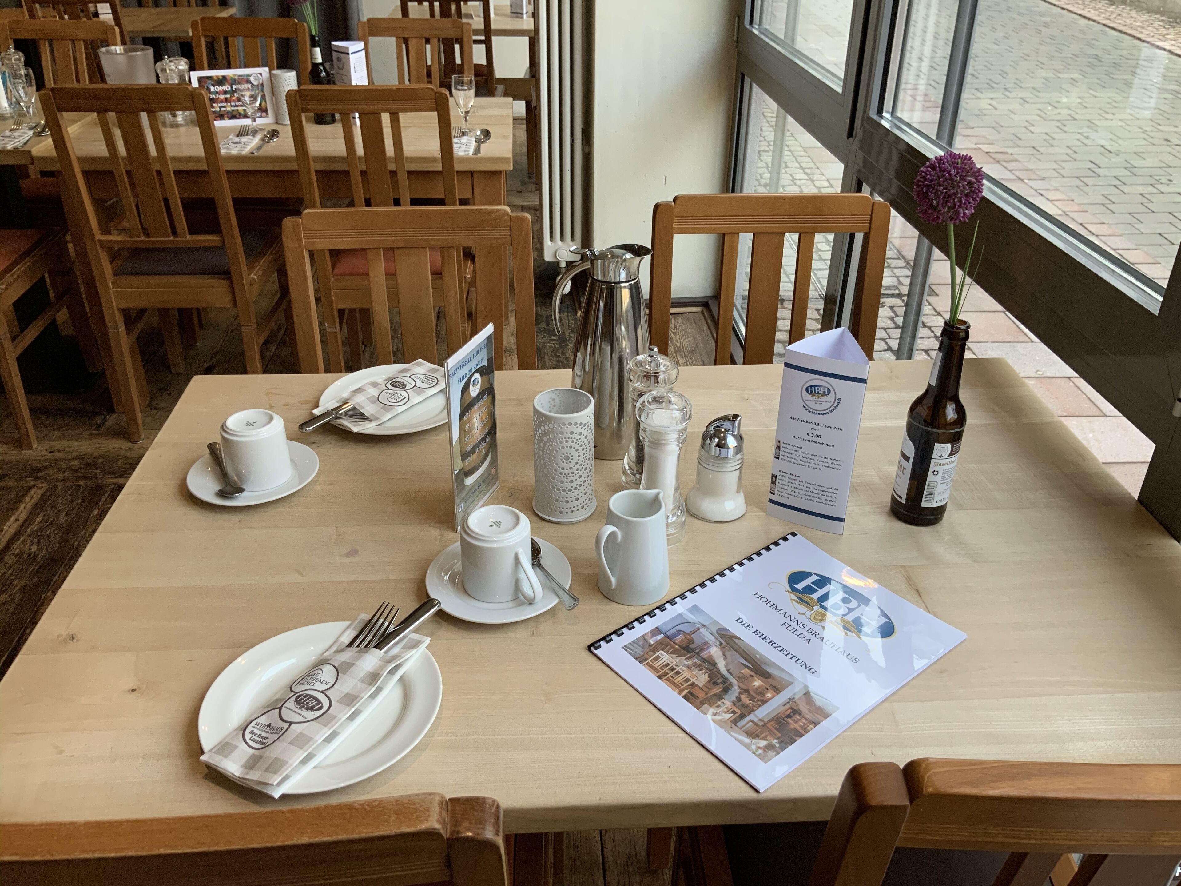 breakfast, lunch, dinner served; german cuisine, al fresco dining