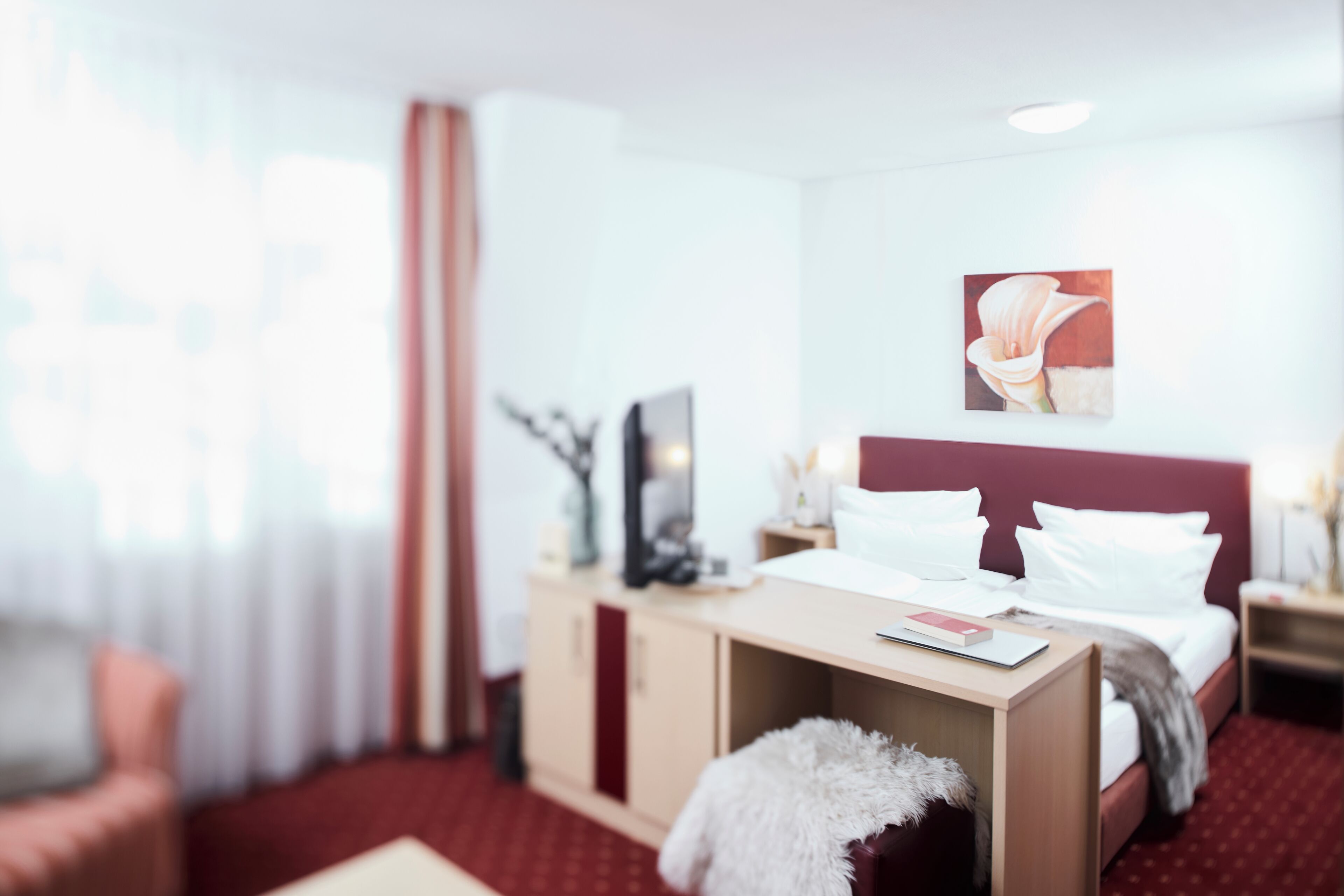 Family Room | Premium bedding, in-room safe, desk, laptop workspace